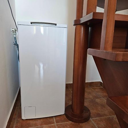 Akitos Maisonette Adamantas  Luaran gambar